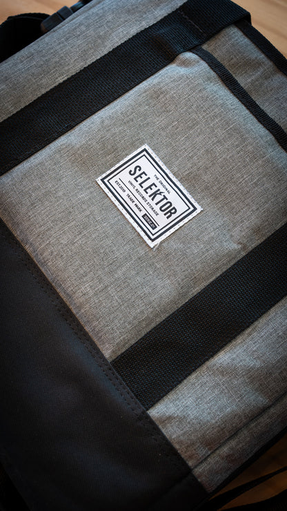Selektor Messenger Bag, Melee Grey and Black, Front Side, Close Up Angled View